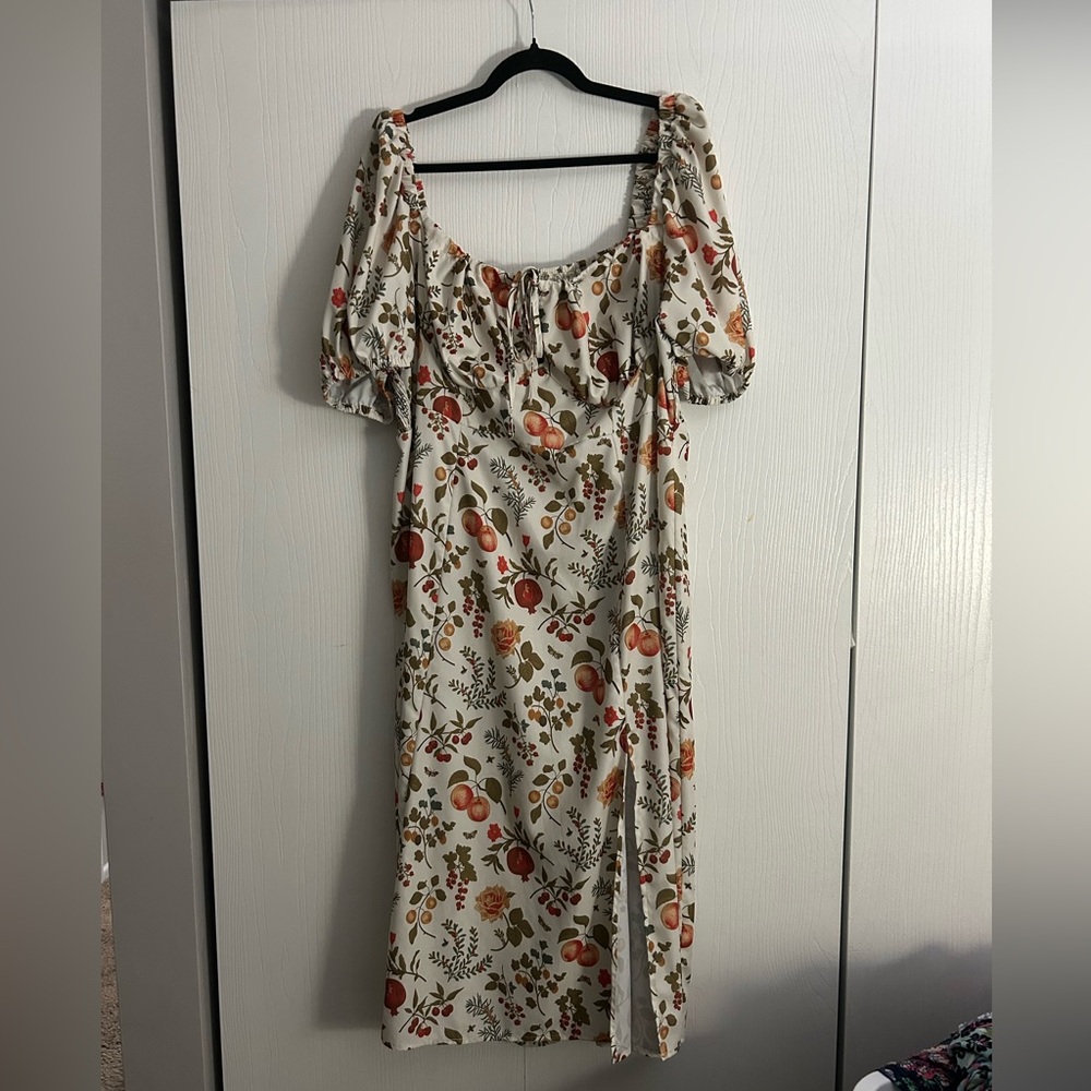 Cider Cream Floral Midi Dress